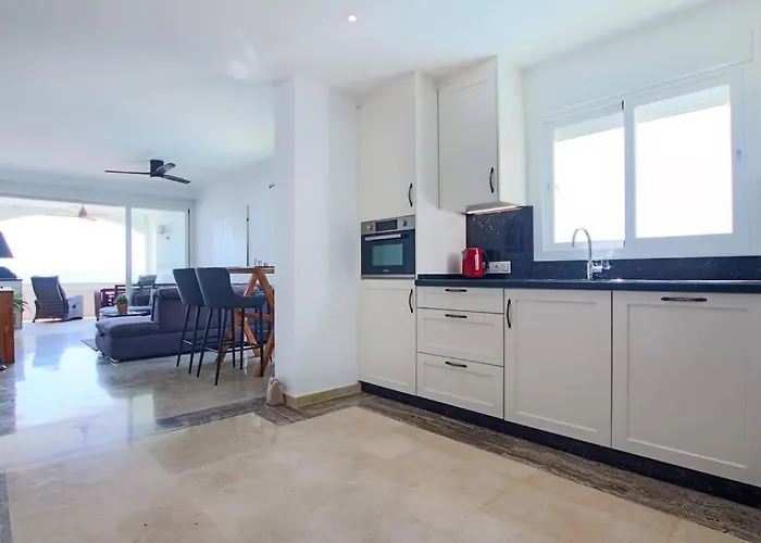 Marina Bay By Asola Estepona